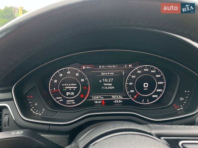 Седан Audi A4 2017 в Черновцах