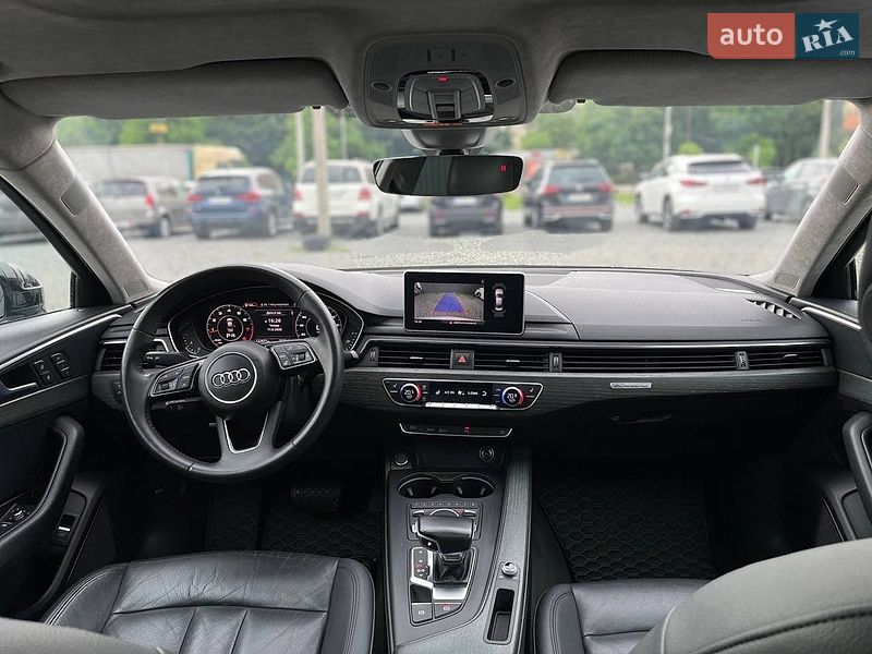 Седан Audi A4 2017 в Черновцах