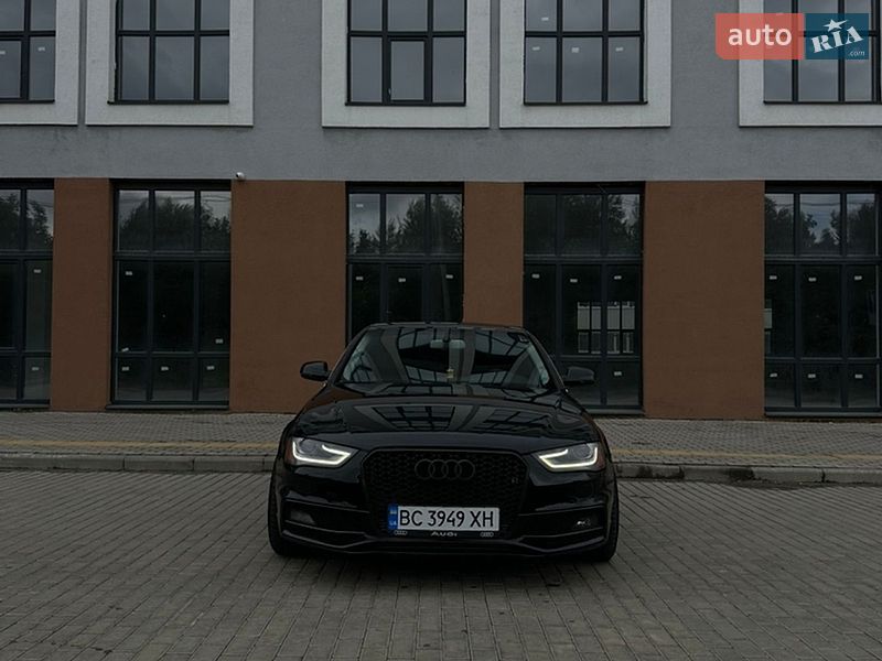 Седан Audi A4 2013 в Львові