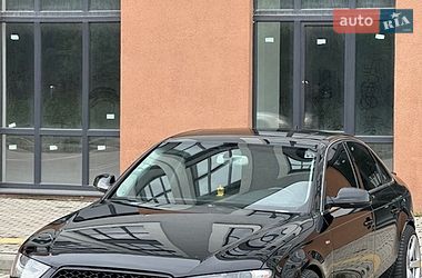 Седан Audi A4 2013 в Львові