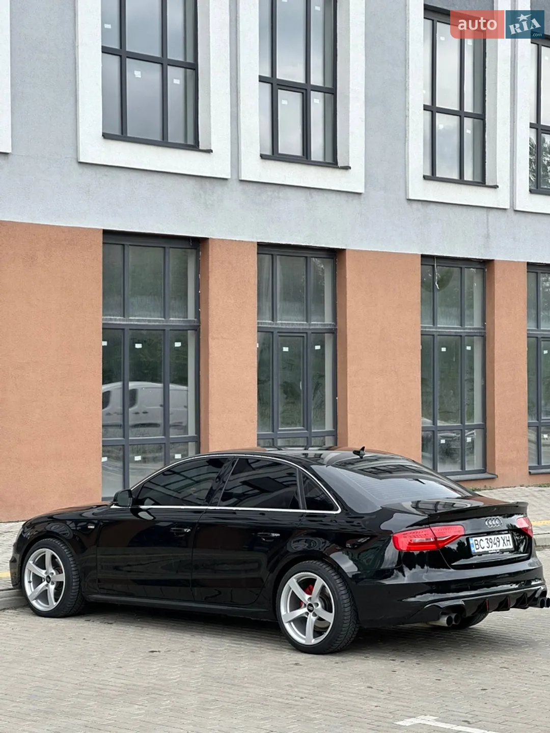 2013 Audi A4 - мініатюра 11