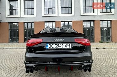 Седан Audi A4 2013 в Львові