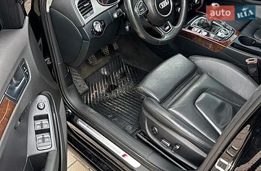 Седан Audi A4 2013 в Львові