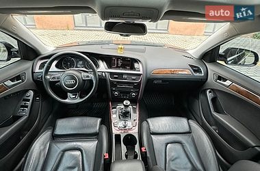 Седан Audi A4 2013 в Львові