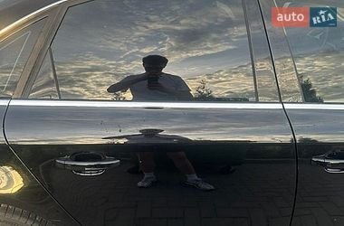 Седан Audi A4 2015 в Ровно