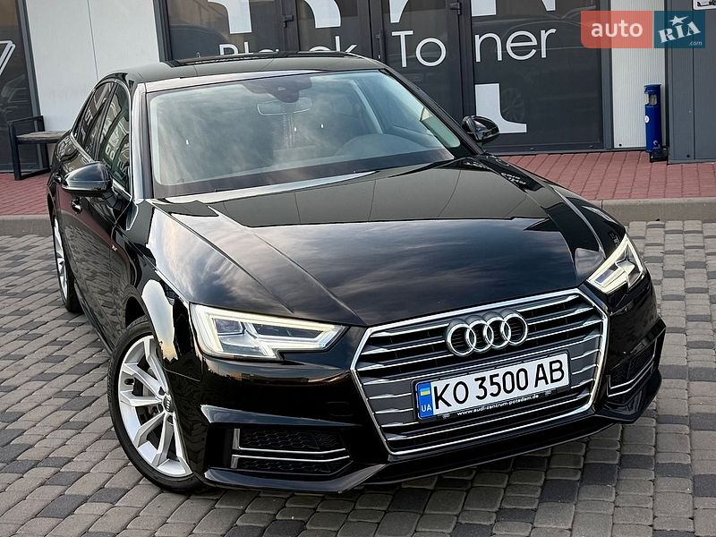 Седан Audi A4 2016 в Мукачево