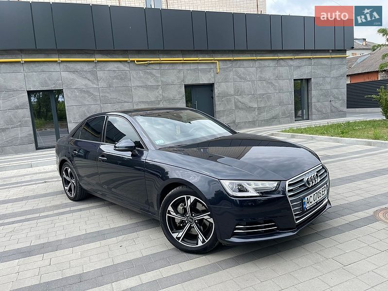 Седан Audi A4 2016 в Луцьку