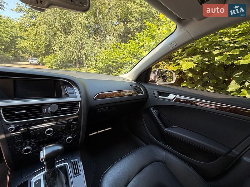 Седан Audi A4 2013 в Коломые