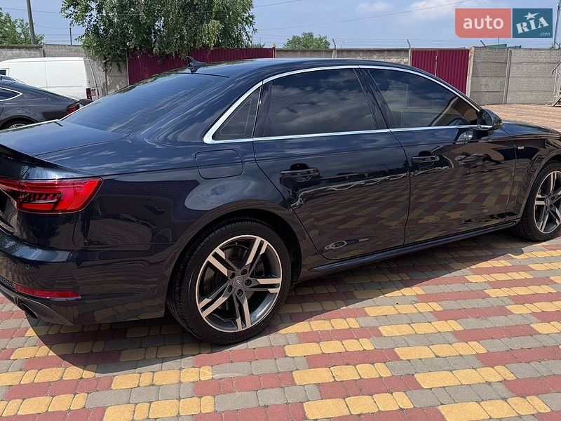 Седан Audi A4 2016 в Василькове