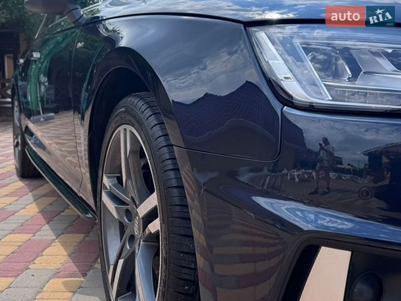 Седан Audi A4 2016 в Василькове