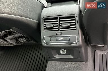 Седан Audi A4 2016 в Киеве