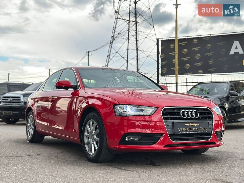 Седан Audi A4 2014 в Харькове