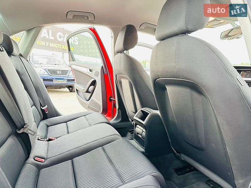 Седан Audi A4 2014 в Харькове