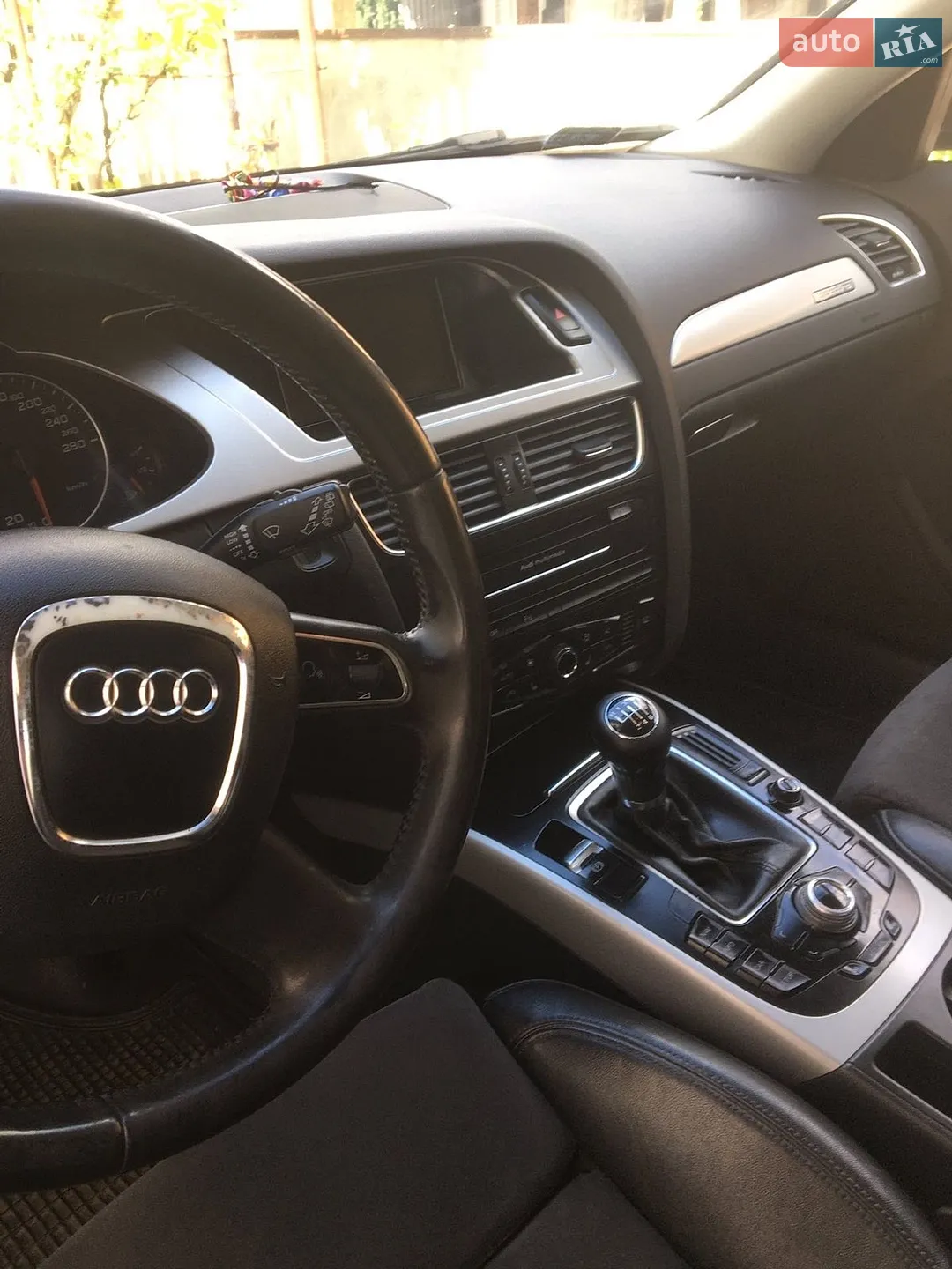 2011 Audi A4 - мініатюра 6