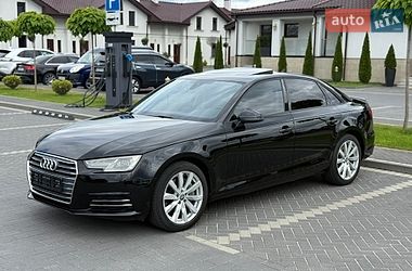 Седан Audi A4 2015 в Львове