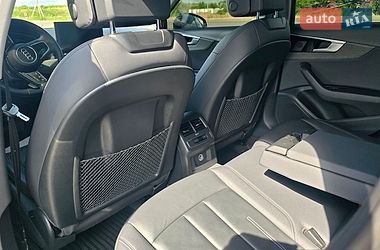Седан Audi A4 2021 в Львові
