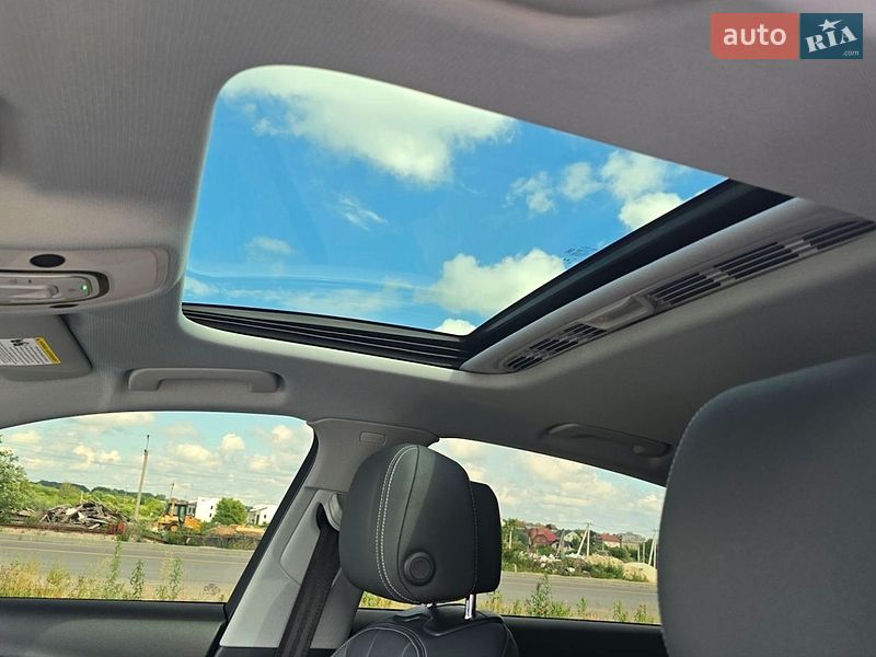 Седан Audi A4 2021 в Львові