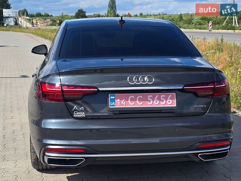 Седан Audi A4 2021 в Львові