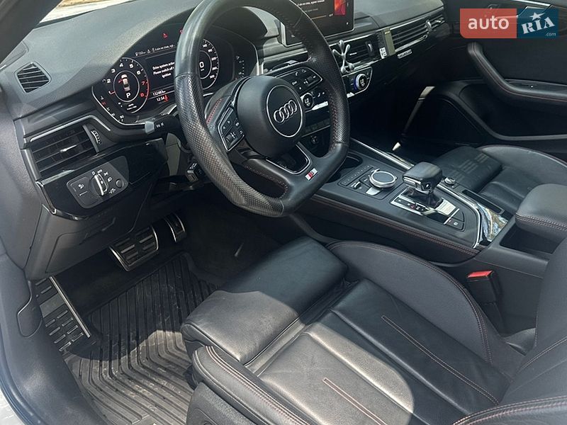Седан Audi A4 2017 в Сумах