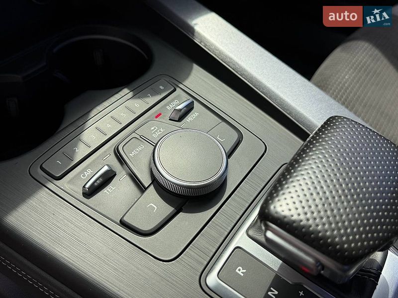 Седан Audi A4 2016 в Києві