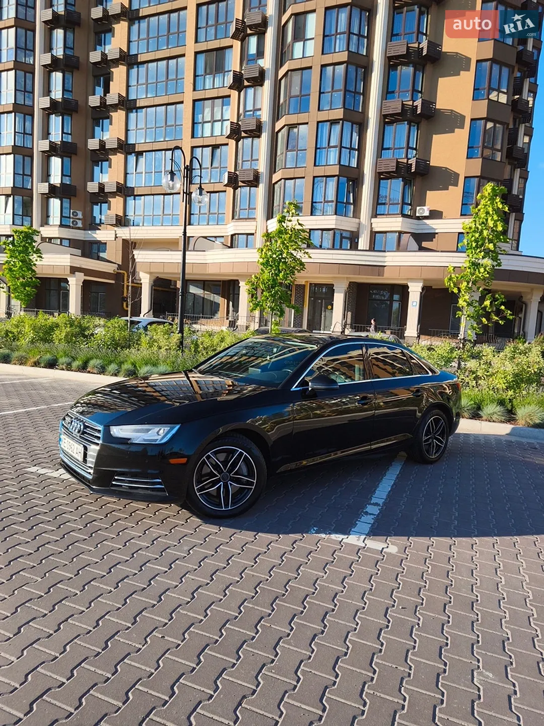 2017 Audi A4 - мініатюра 2
