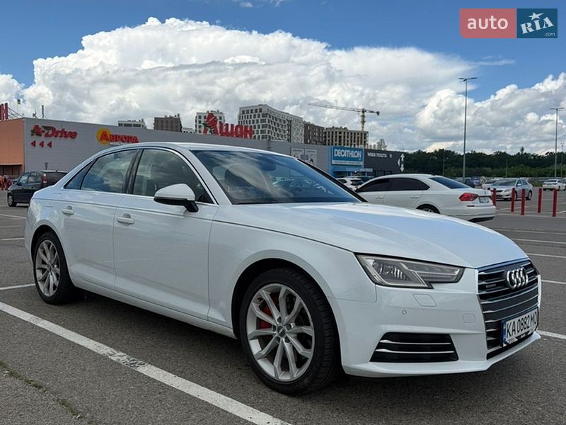 2017 Audi A4, VIN WAUBNAF44HN066475:plate — фото 1 (autoria)