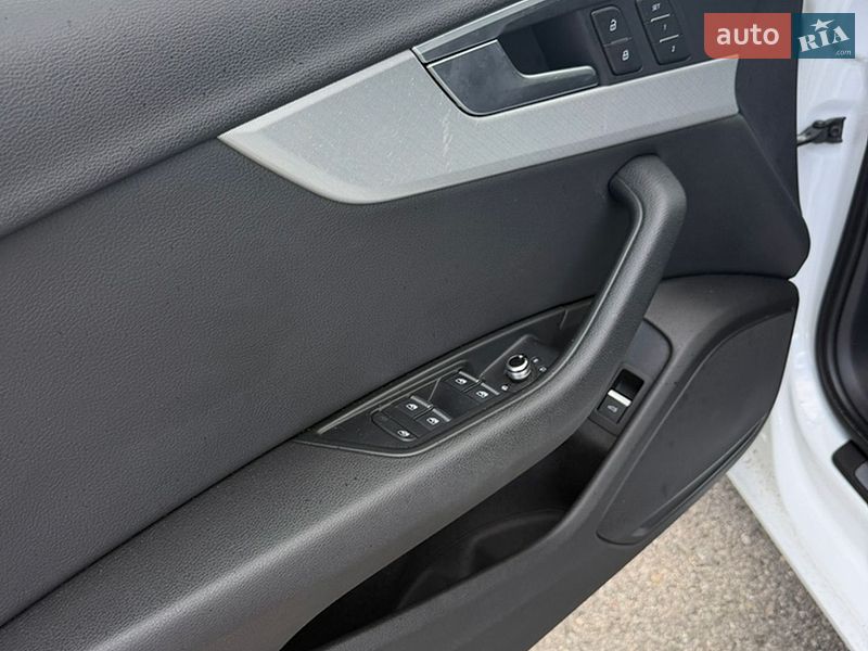 Седан Audi A4 2017 в Києві фото 10 Седан Audi A4 2017 в Києві