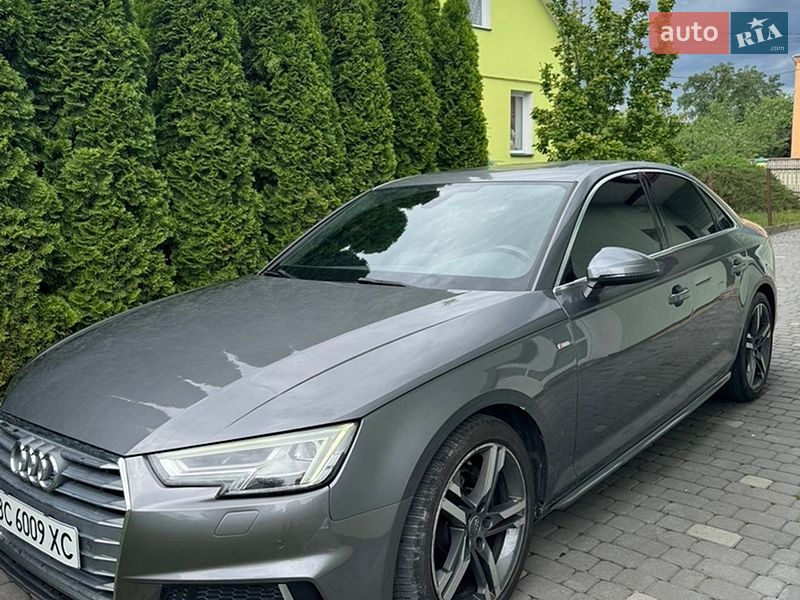 Седан Audi A4 2018 в Львове