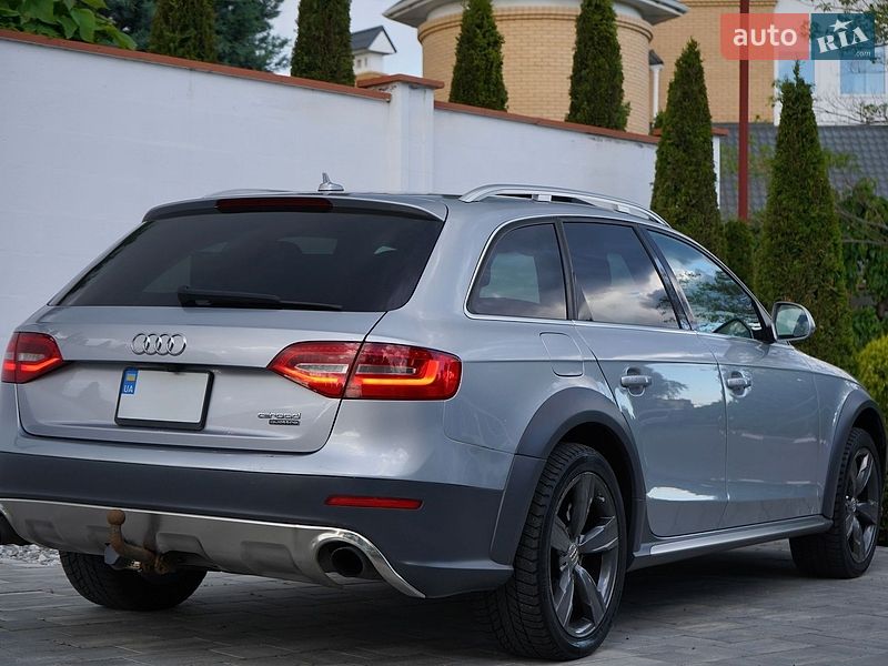 Універсал Audi A4 2015 в Одесі