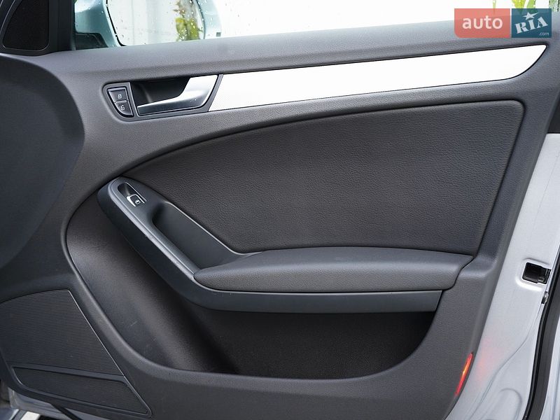 Універсал Audi A4 2015 в Одесі