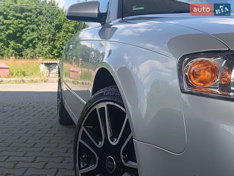 Седан Audi A4 2005 в Красилове