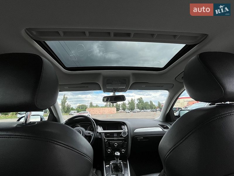 Седан Audi A4 2012 в Києві