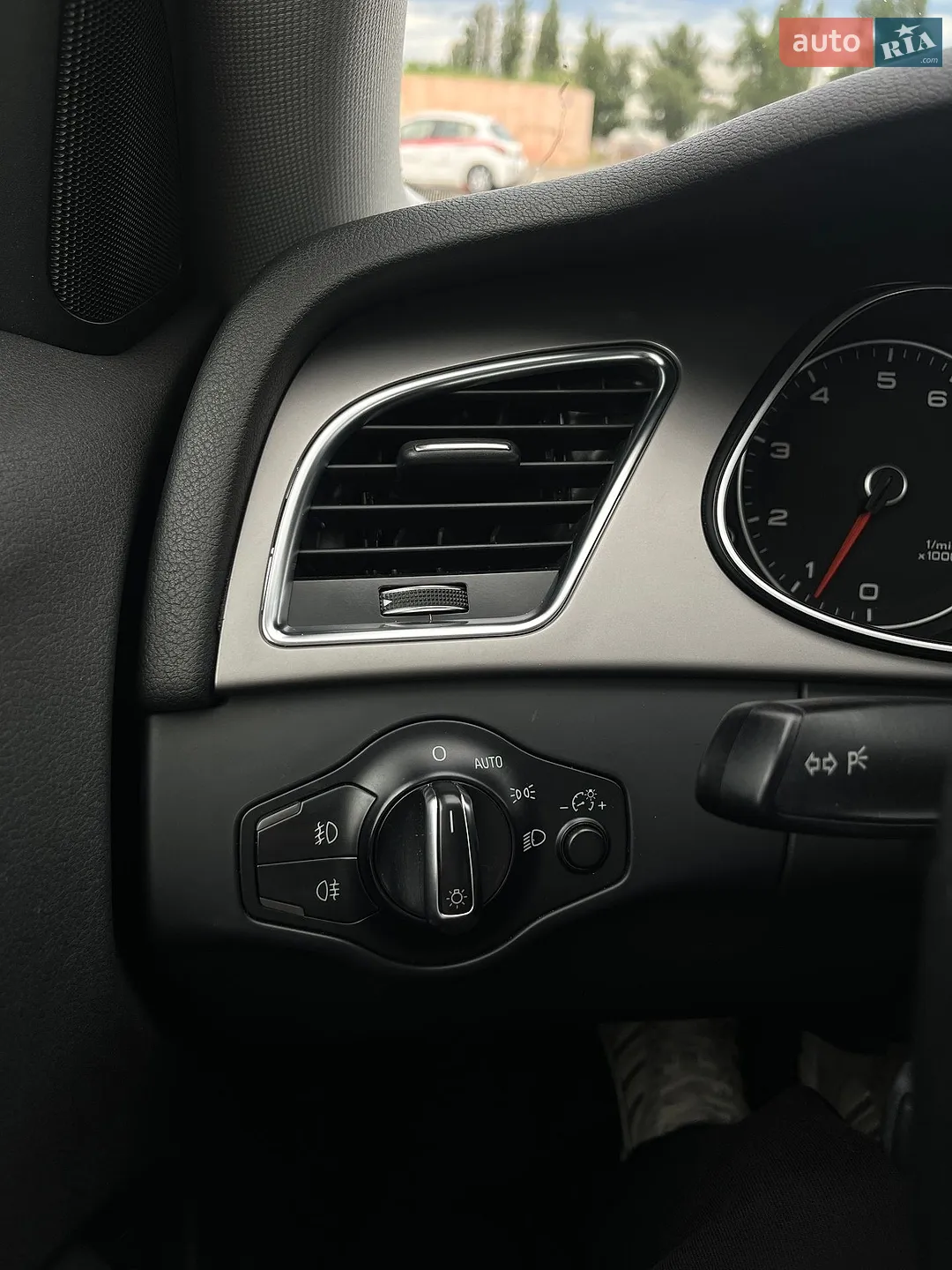 2012 Audi A4 - мініатюра 8