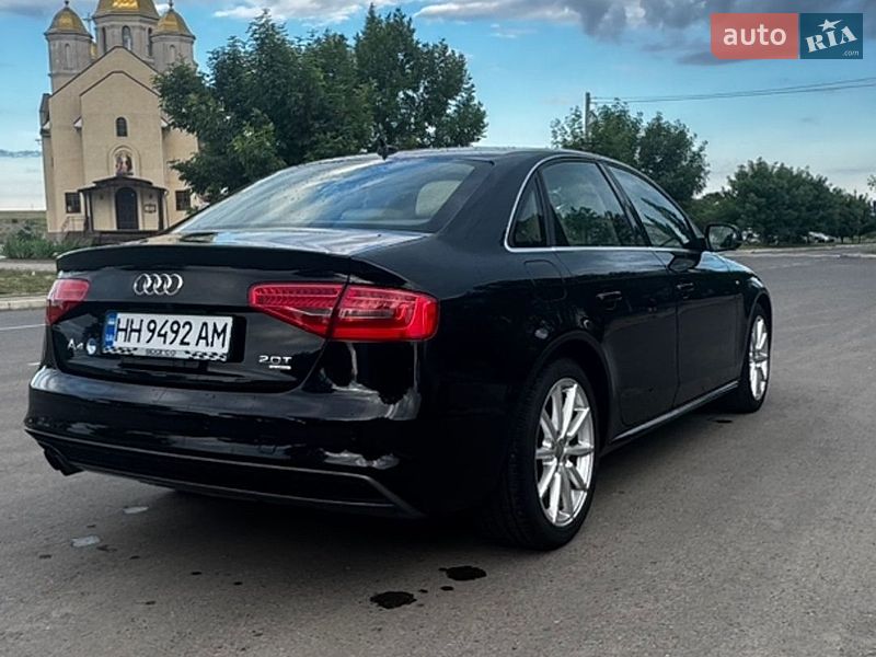 Седан Audi A4 2014 в Южному