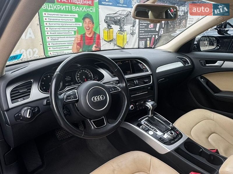 Седан Audi A4 2014 в Южному