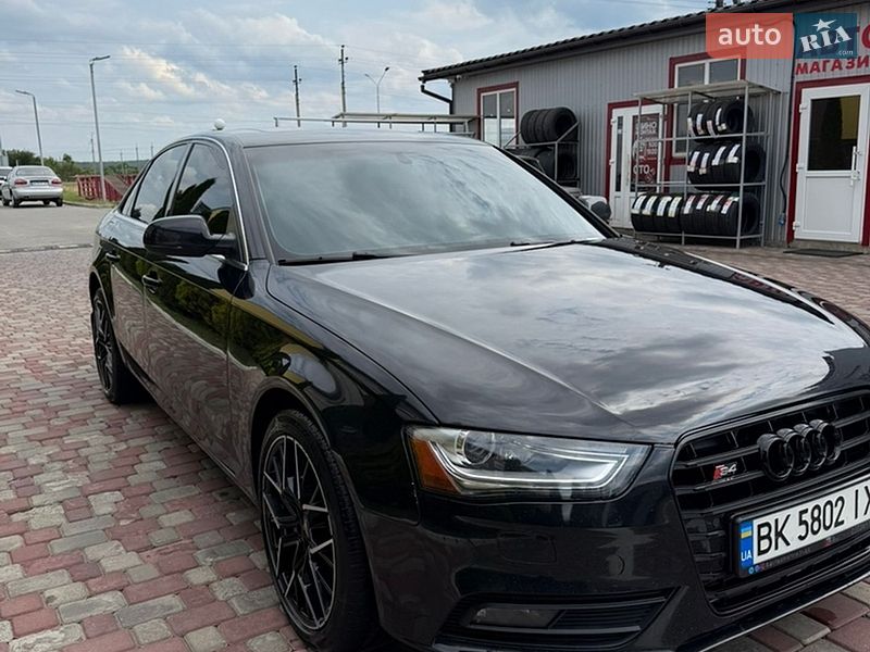 Седан Audi A4 2012 в Костополе фото Седан Audi A4 2012 в Костополе