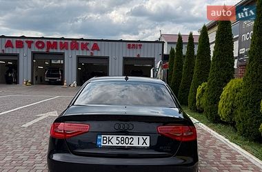 Седан Audi A4 2012 в Костополе фото 5 Седан Audi A4 2012 в Костополе
