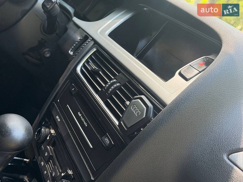 Седан Audi A4 2011 в Ахтырке