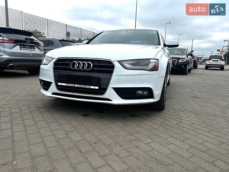 Седан Audi A4 2014 в Львове фото Седан Audi A4 2014 в Львове