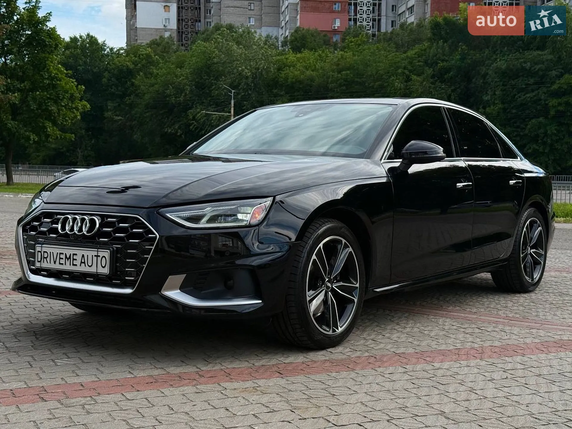 2020 Audi A4 - фото 1