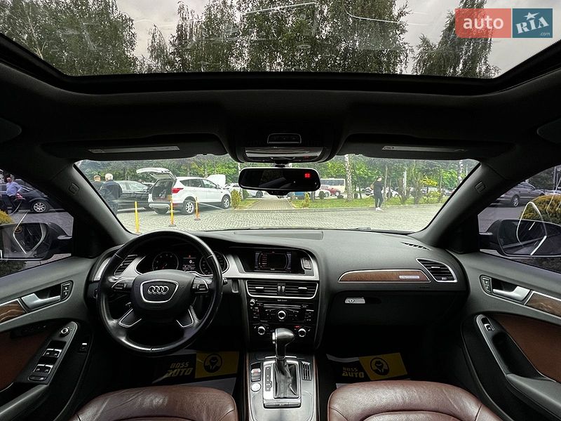 Седан Audi A4 2013 в Львові
