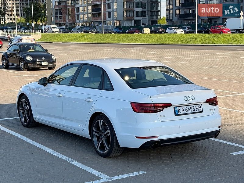 Седан Audi A4 2016 в Ирпене