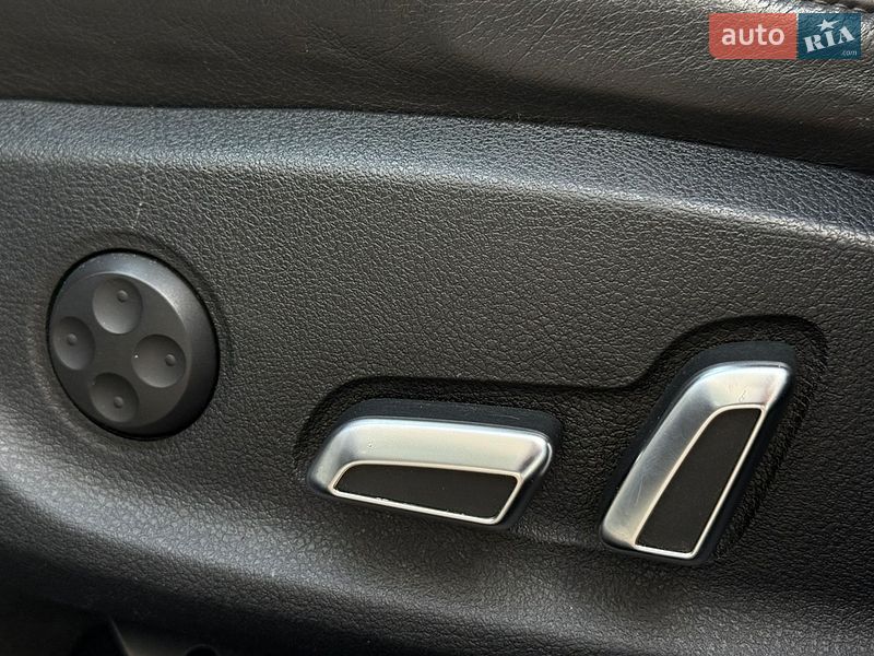 Седан Audi A4 2013 в Кривому Розі
