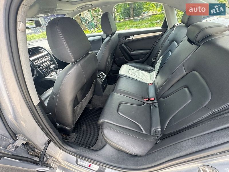 Седан Audi A4 2016 в Ивано-Франковске