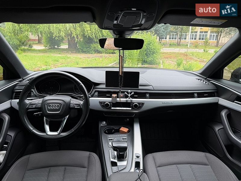 Універсал Audi A4 2018 в Луцьку
