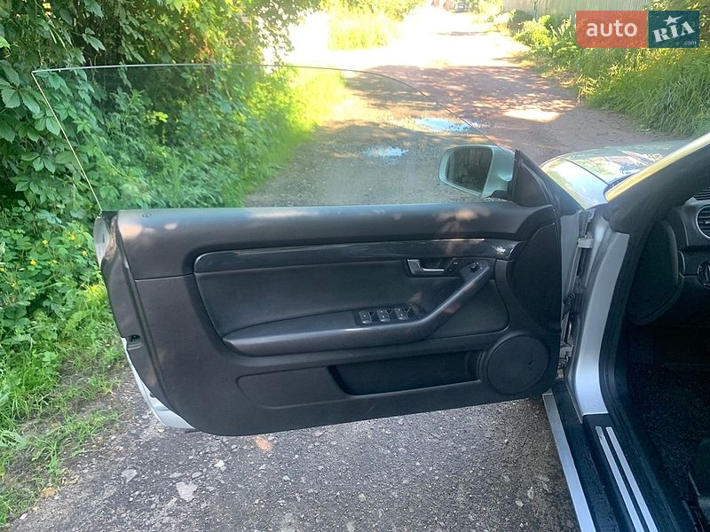 Кабріолет Audi A4 2004 в Житомирі фото 19 Кабріолет Audi A4 2004 в Житомирі