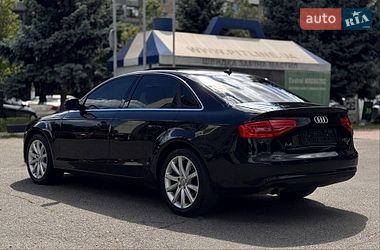 Седан Audi A4 2013 в Одессе