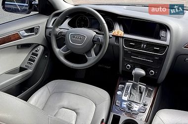 Седан Audi A4 2013 в Одессе
