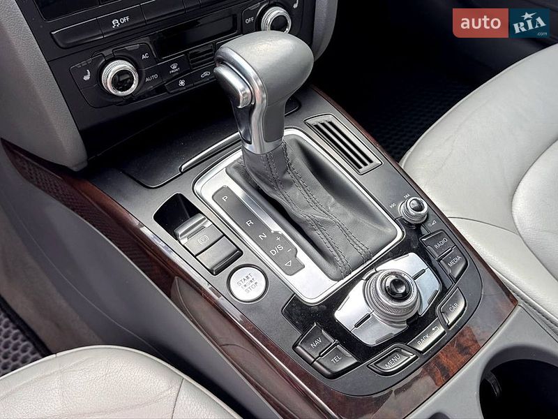Седан Audi A4 2013 в Одессе