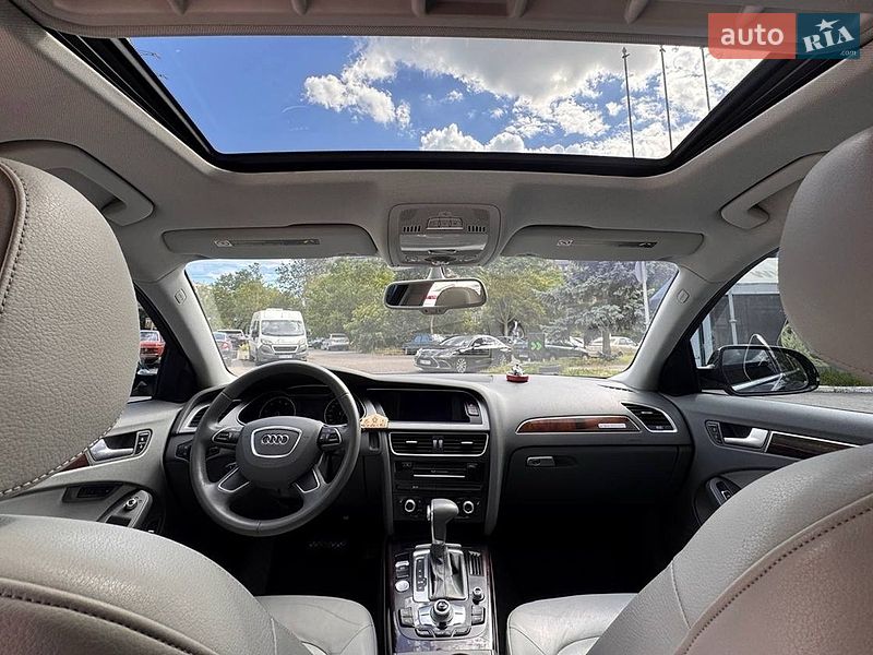 Седан Audi A4 2013 в Одессе
